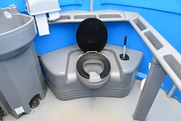 Best Portable restroom trailer rental  in Desnso, CA